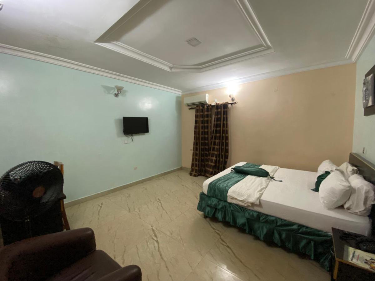 Nue-Crest Hotels & Suites Enugu Exterior foto