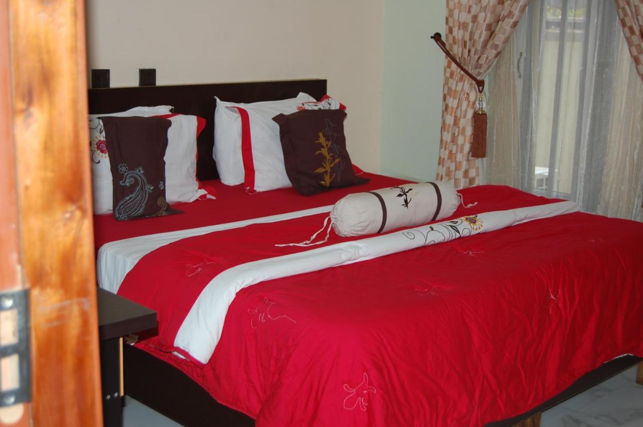 Nue-Crest Hotels & Suites Enugu Exterior foto